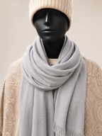 The Alxa All-Season Herringbone Wrap