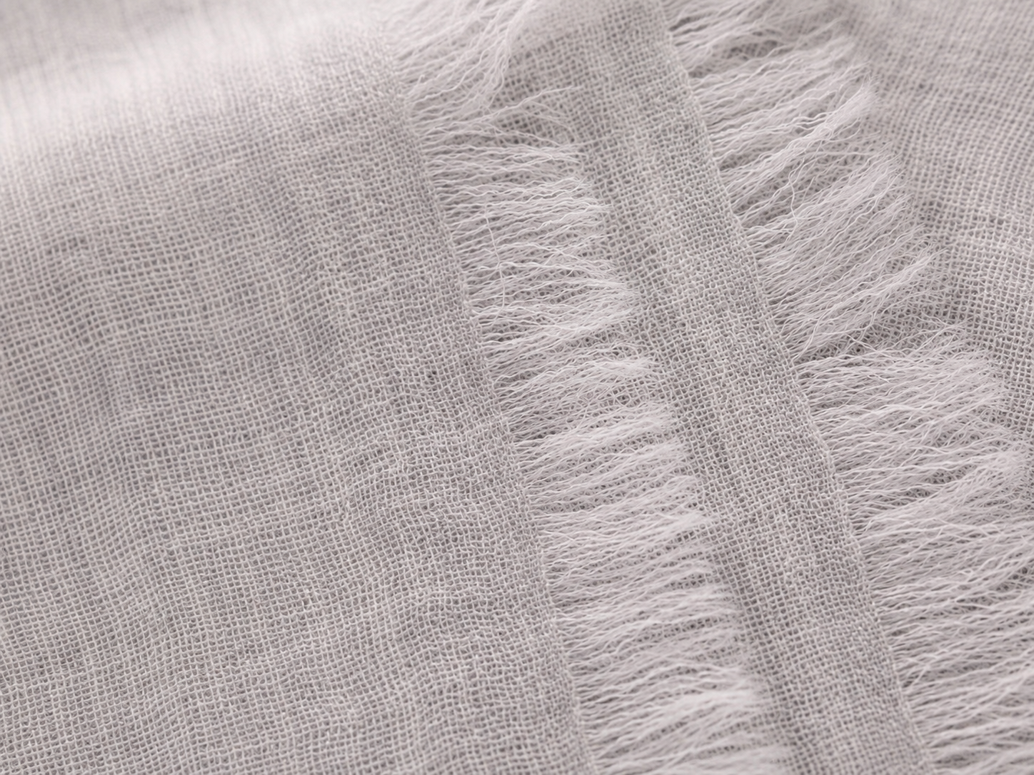 The Alxa All-Season Herringbone Wrap