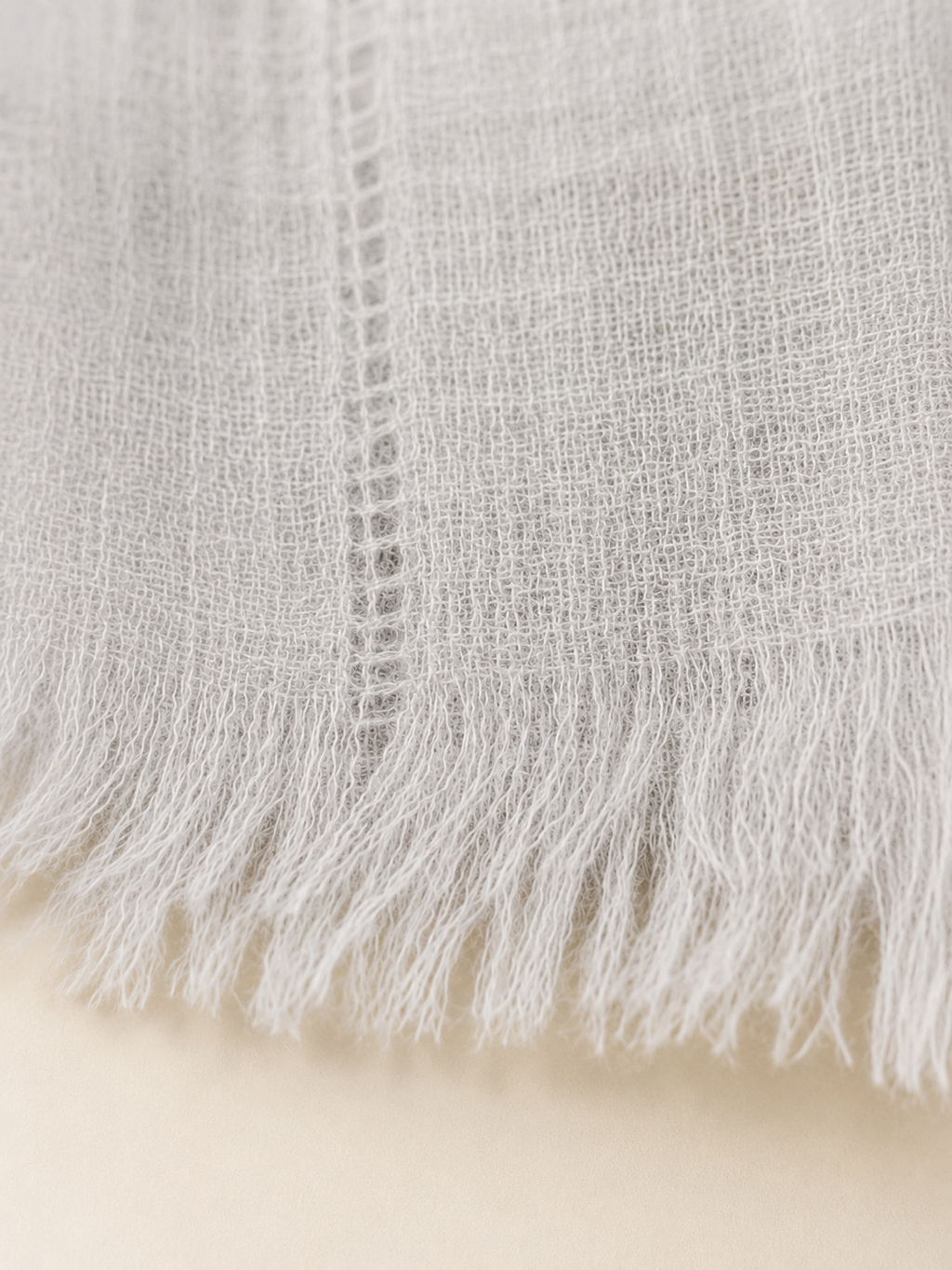 The Alxa All-Season Herringbone Wrap