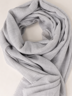The Alxa All-Season Herringbone Wrap